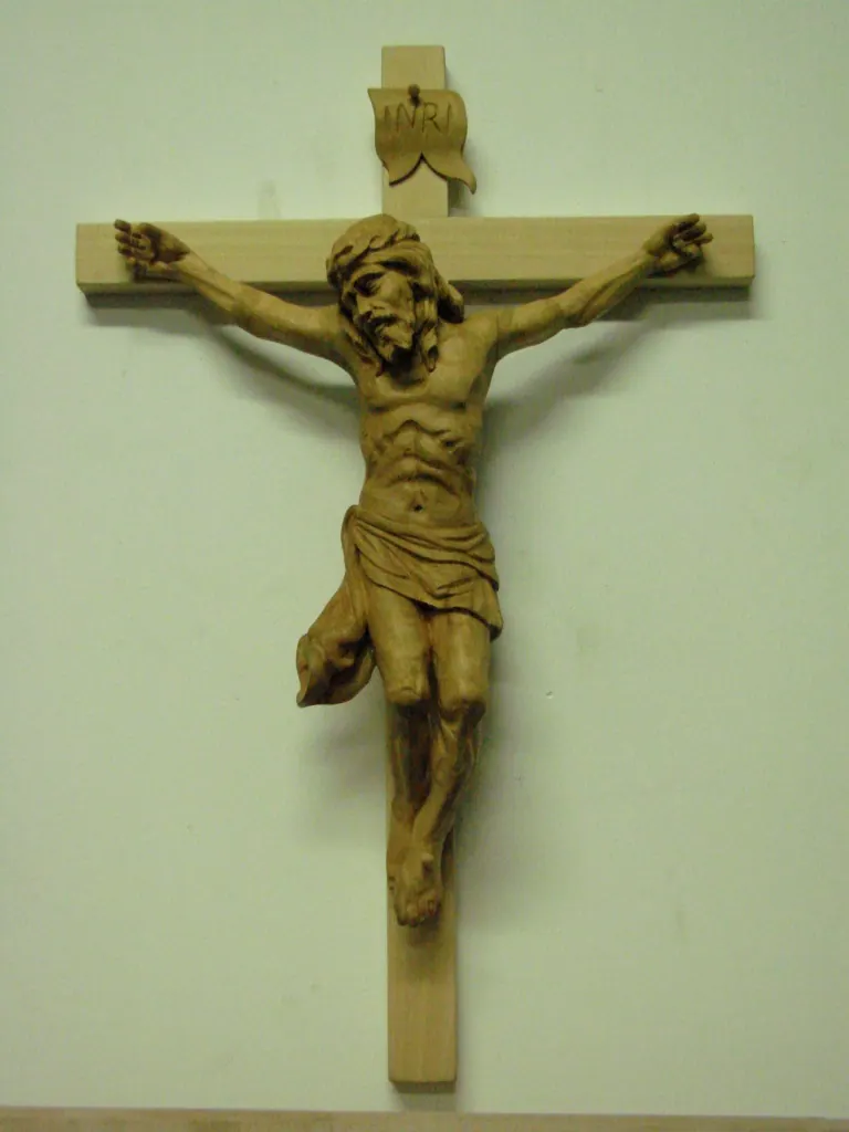Kruzifix – Holzskulptur, Seitenansicht