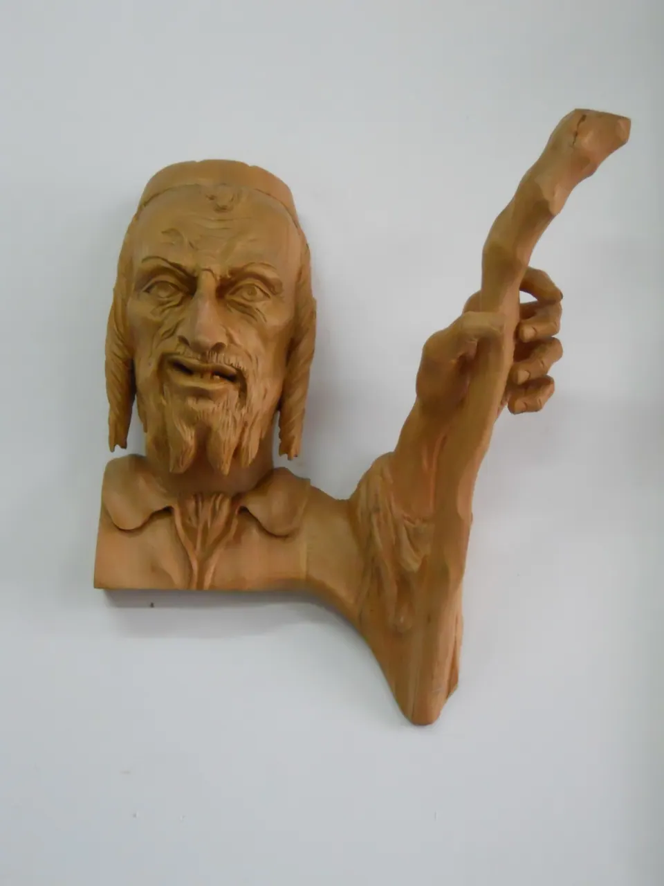 Geschnitztes Gesicht nach einer Figur aus Krynica von 1934