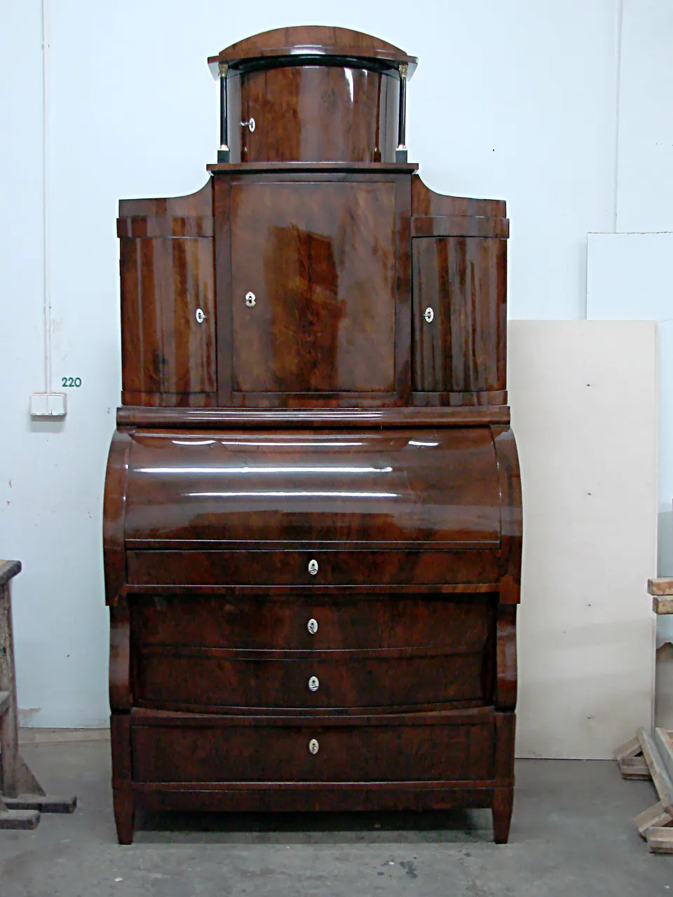 Biedermeier-Sekretär nach der Restaurierung